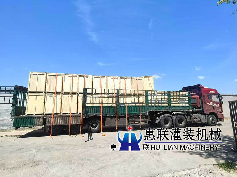 41臺洗瓶機出口發貨現場
